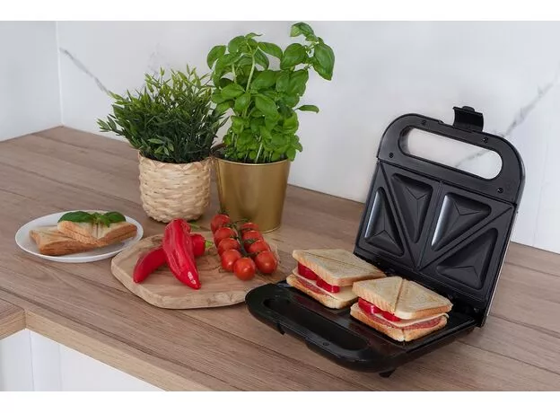 Aparat sandwitch-ur Noveen SM450 — cumpără în Chișinău | Prăjitoare de sandwich-uri și waffe | Hi-Tech Moldova